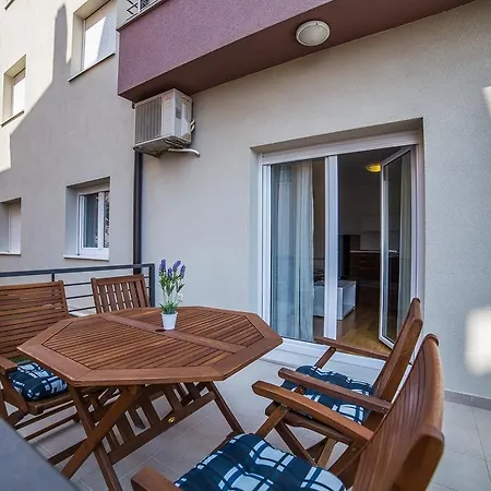 Glibic 3567 Apartment Makarska
